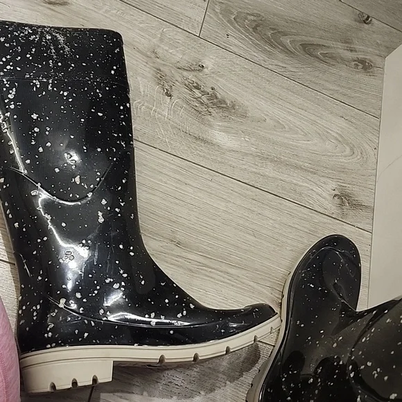 Lemon Jelly Black Speckled Rain Boots | European 39 | Made in Portugal - Picture 5 of 7